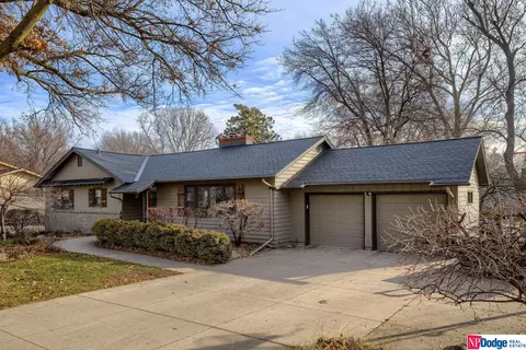 1253 Pine Rd, Omaha, NE 68144 photo 4