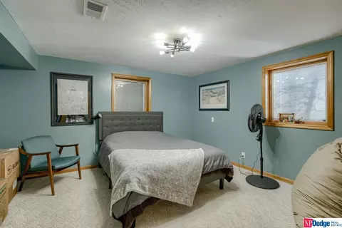 1253 Pine Rd, Omaha, NE 68144 photo 21