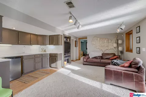 1253 Pine Rd, Omaha, NE 68144 photo 26