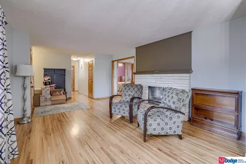 1253 Pine Rd, Omaha, NE 68144 photo 8