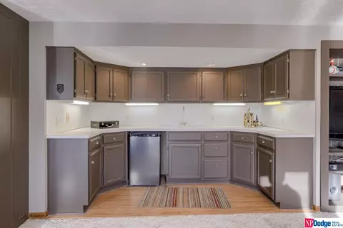 1253 Pine Rd, Omaha, NE 68144 photo 27
