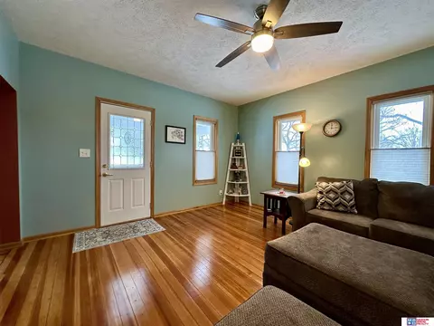335 E Roberts St, Seward, NE 68434 photo 5