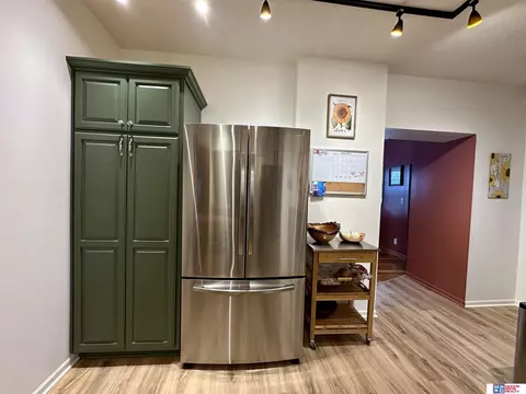335 E Roberts St, Seward, NE 68434 photo 9