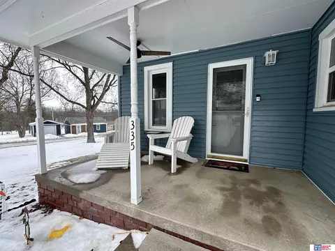 335 E Roberts St, Seward, NE 68434 photo 3