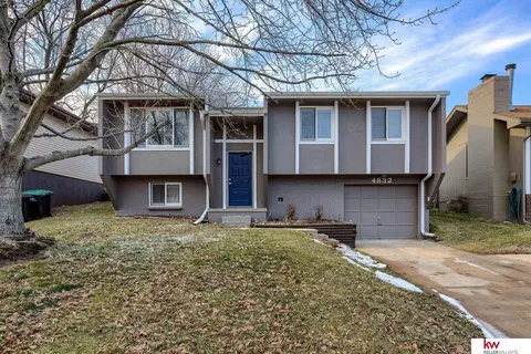 4832 N 130 Cir, Omaha, NE 68164