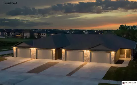6929 Claystone Dr, Lincoln, NE 68521