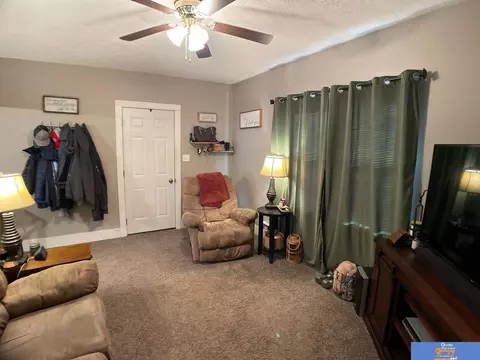 408 S 9th St, Beatrice, NE 68310 photo 5