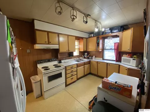 2405 S Crawford St, Bellevue, NE 68005