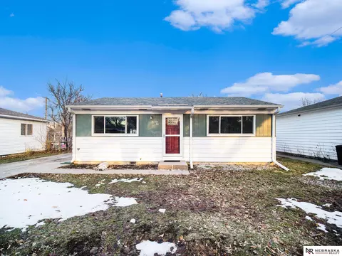 1410 N 54th St, Lincoln, NE 68504