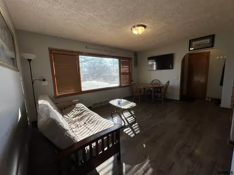 540 E 5th St, Crete, NE 68333 photo 7