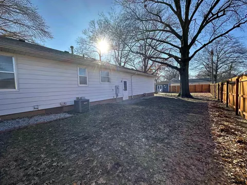 540 E 5th St, Crete, NE 68333 photo 22