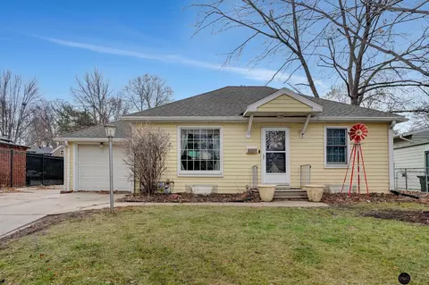 3507 Woods Ave, Lincoln, NE 68510
