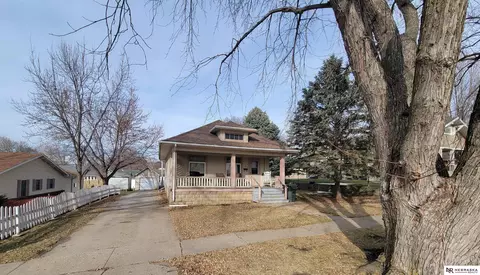 142 E 13th St, Wahoo, NE 68066 photo 2