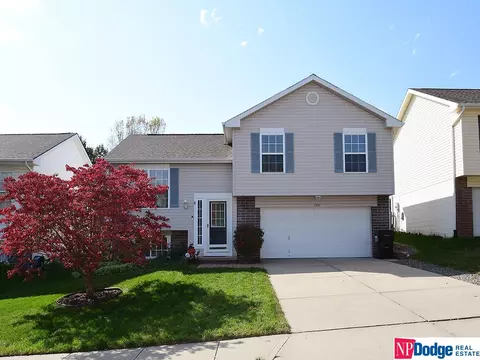 2130 N 166 St, Omaha, NE 68116