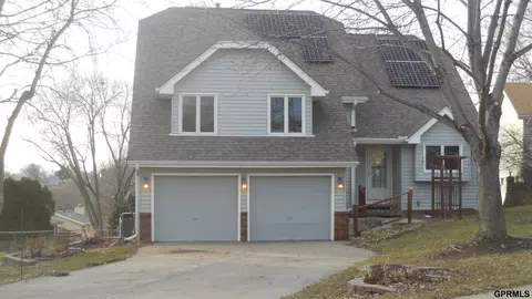 216 S 150th Cir, Omaha, NE 68154