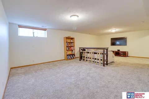 Living - 1490 Hackberry St, Bennet, NE 68317 photo 8 of 10