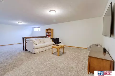 Living - 1490 Hackberry St, Bennet, NE 68317 photo 7 of 10