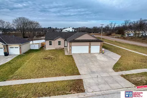 Exterior - 1490 Hackberry St, Bennet, NE 68317 photo 5 of 8