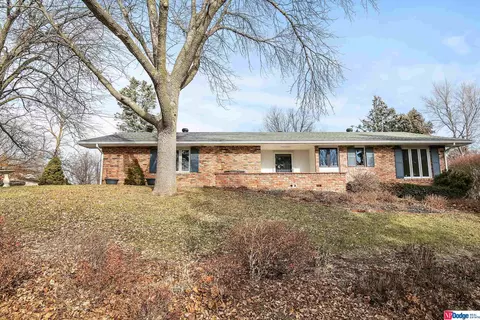 2946 College Dr, Blair, NE 68008