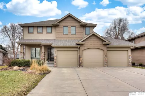 223 S Hws Cleveland Blvd, Elkhorn, NE 68022