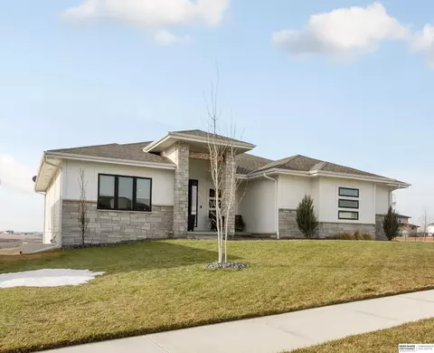 Exterior - 21775 K St, Elkhorn, NE 68022 photo 2 of 13