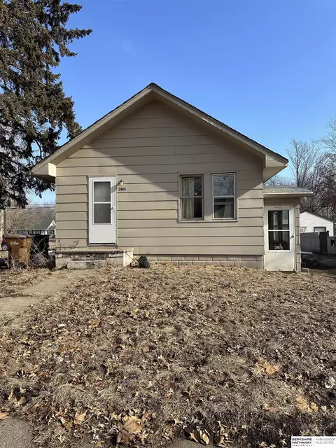 2401 Wayne St, Bellevue, NE 68005