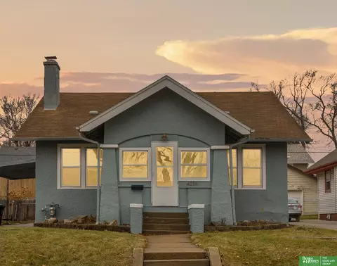 4215 Barker Ave, Omaha, NE 68105