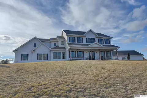 3647 Browning Dr, Wahoo, NE 68066