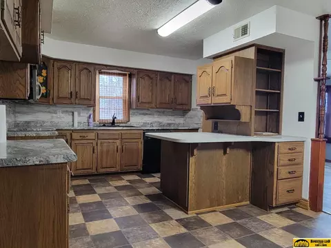 1320 Park St, Beatrice, NE 68310 photo 7