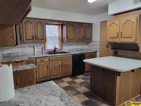 1320 Park St, Beatrice, NE 68310 photo 6