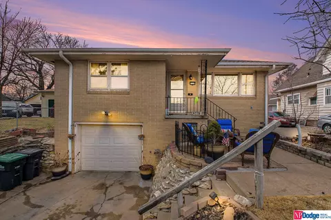 4716 S 13 St, Omaha, NE 68107