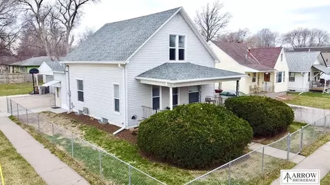 7041 Havelock Ave, Lincoln, NE 68516