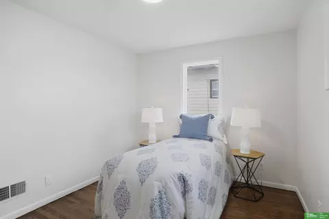 Bedroom - 5937 Spring St, Omaha, NE 68106 photo 2 of 5