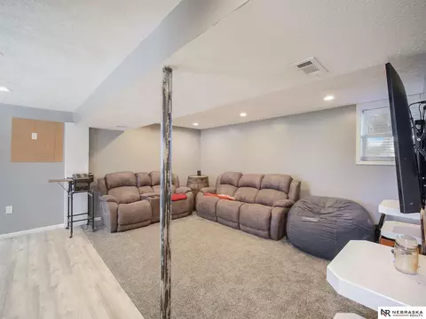 712 W Beech St, Ceresco, NE 68017 photo 17