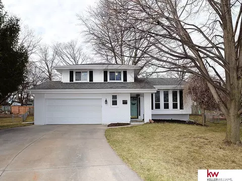 2218 S 161 Cir, Omaha, NE 68130