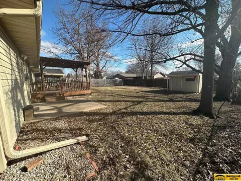 1911 Arbor Ave, Beatrice, NE 68310 photo 19