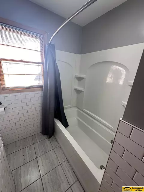 1911 Arbor Ave, Beatrice, NE 68310 photo 8
