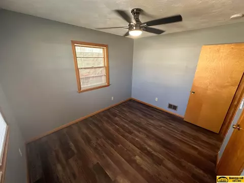 1911 Arbor Ave, Beatrice, NE 68310 photo 5