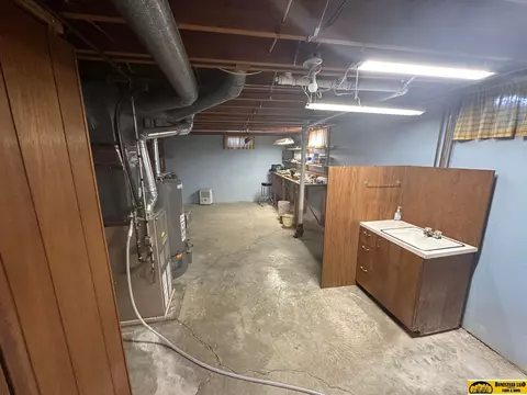 1911 Arbor Ave, Beatrice, NE 68310 photo 13