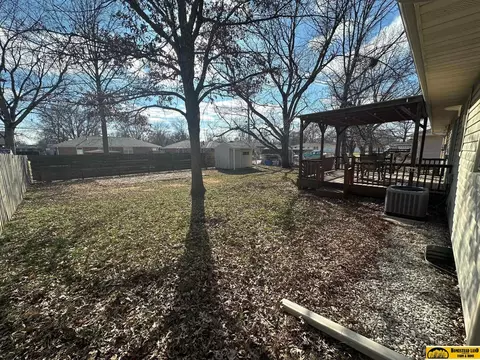 1911 Arbor Ave, Beatrice, NE 68310 photo 20