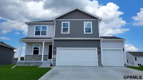5413 N 187th St, Elkhorn, NE 68022