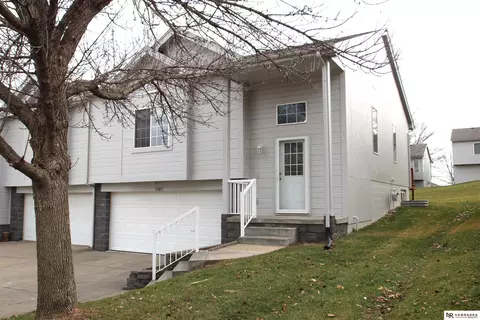 15405 Camden Ave, Omaha, NE 68116