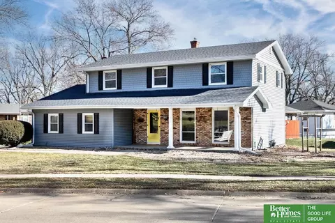9917 Taylor St, Omaha, NE 68134