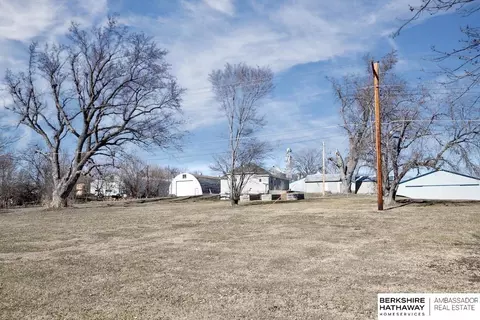 405 E Campbell St, Murray, NE 68409 photo 3