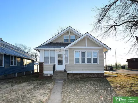 5061 S 37 St, Omaha, NE 68107