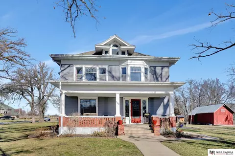 508 E First St, Wilber, NE 68465 photo 3