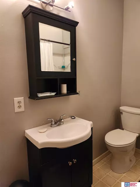 1024 N 15th St, Beatrice, NE 68310 photo 6