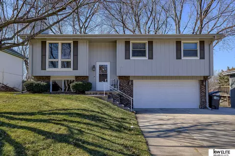 2222 N 142 Cir, Omaha, NE 68164