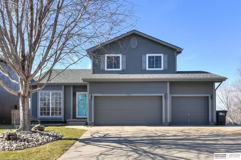4706 N 149 Avenue Cir, Omaha, NE 68116
