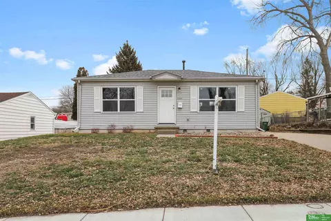 7307 S 41st Ave, Bellevue, NE 68147